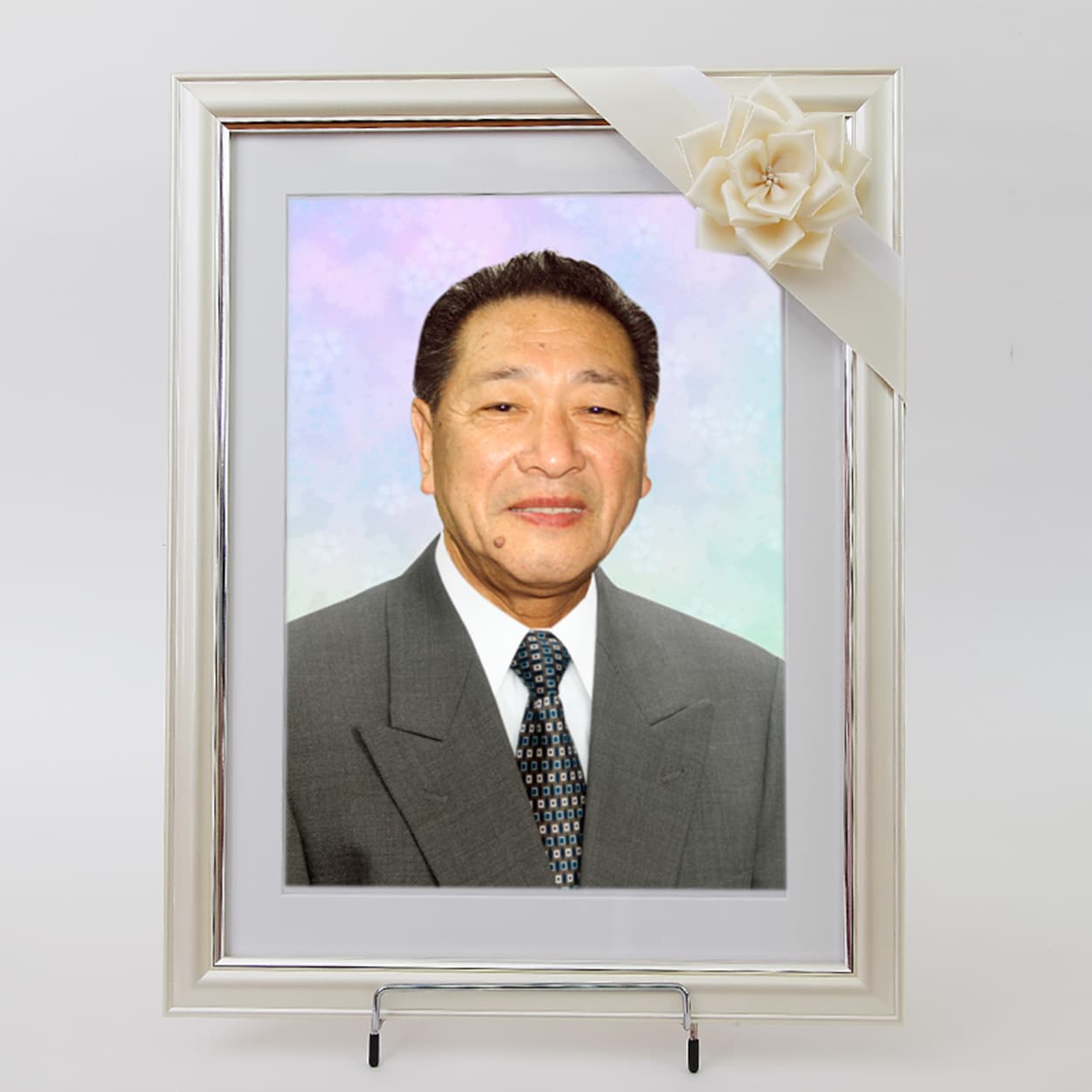 遺影写真パールホワイト